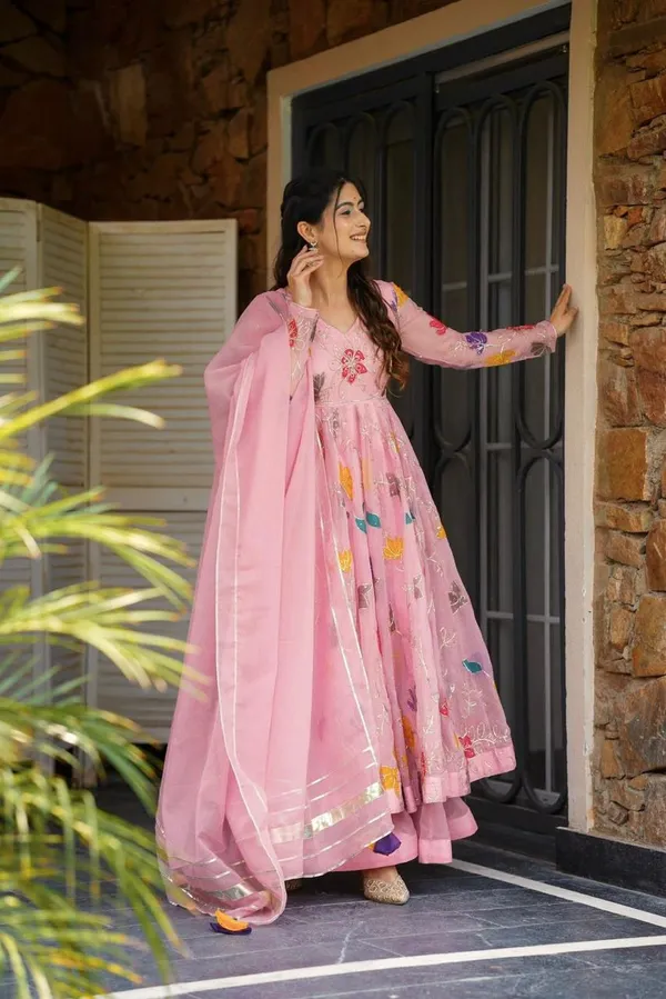 Light_Pink_Cotton_Premium_&_Fancy_Design_Kurti_And_Dupatta_For_Women