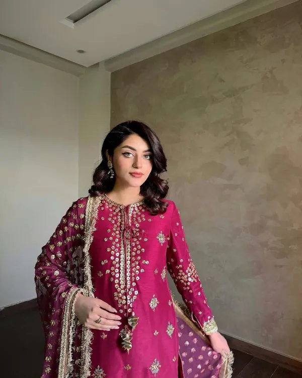 Pink_Chinon_Premium_&_Fancy_Design_Palazzo_Set_For_Women