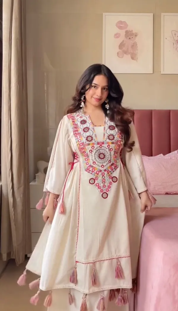 White_Cotton_Premium_&_Fancy_Design_Co-Ord_Set_For_Women