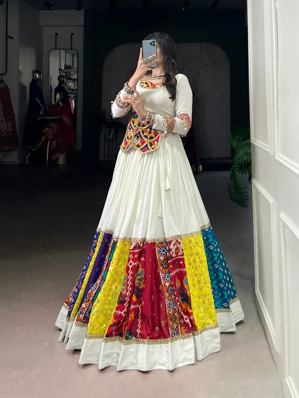 White_Crepe_Premium_&_Fancy_Design_Lehenga_Set_For_Women