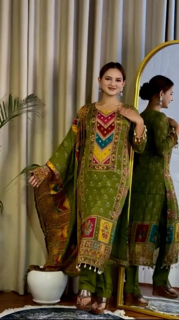 Green_Cotton_Premium_&_Fancy_Design_Suit_For_Women