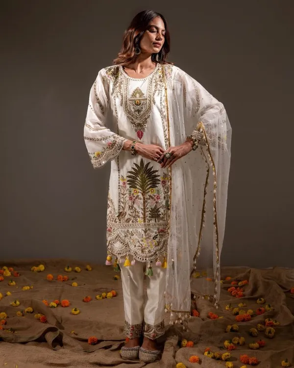 White_Net_Premium_&_Fancy_Design_Kurti_And_Pant_Set_For_Women