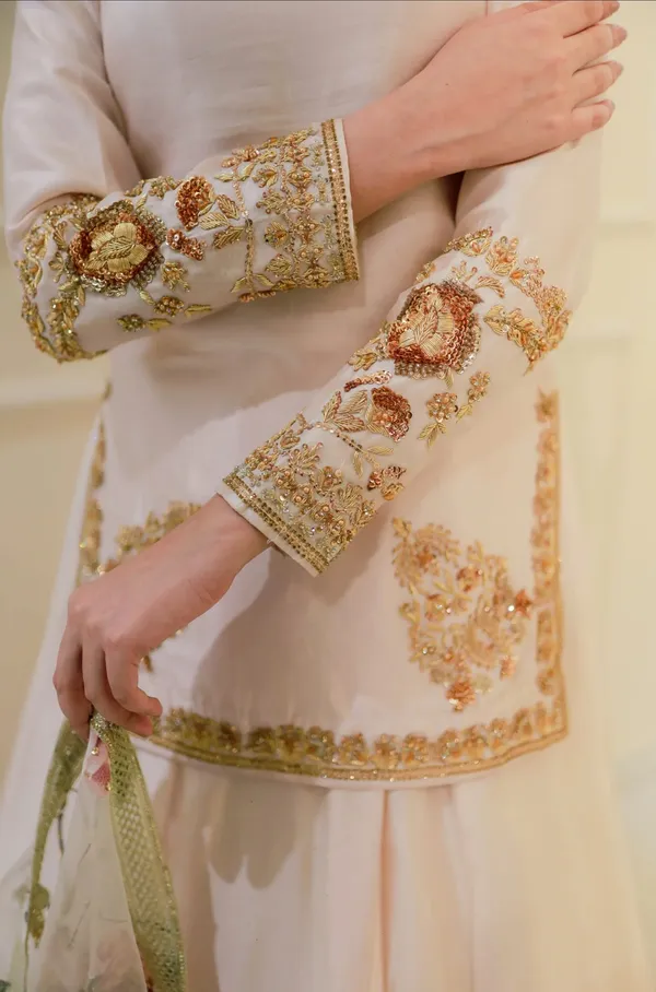 Off_White_Organza_Premium_&_Fancy_Design_Kurti_And_Palazzo_Set_For_Women