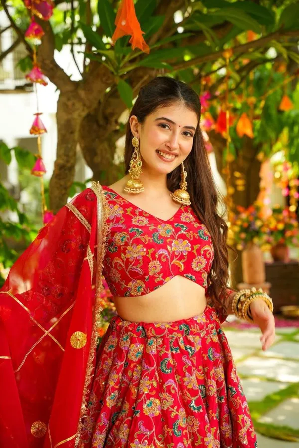 Pink_Crepe_Premium_&_Fancy_Design_Lehenga_Set_For_Women