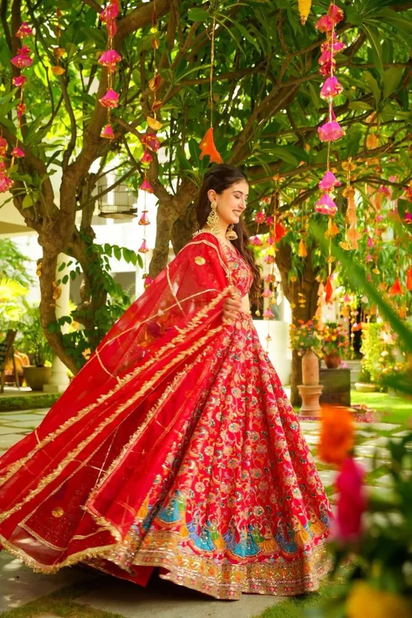 Pink_Crepe_Premium_&_Fancy_Design_Lehenga_Set_For_Women