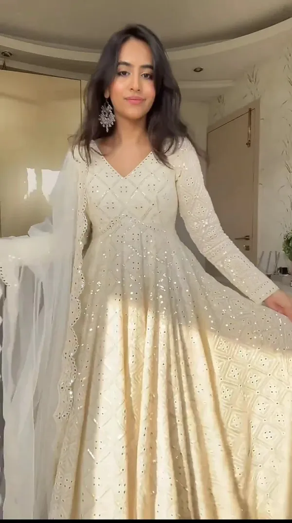 Off_White_Georgette_Premium_&_Fancy_Design_Anarkali_Set_For_Women