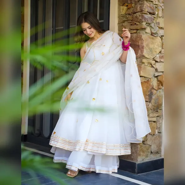 White_Cotton_Premium_&_Fancy_Design_Kurta_Set_For_Women