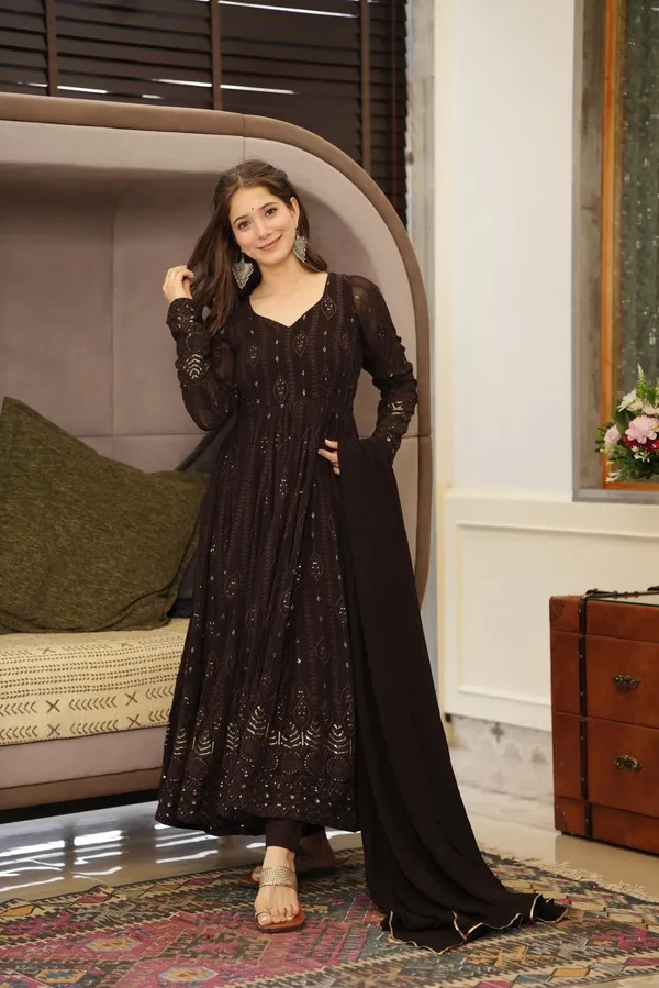 Black_Cotton_Premium_&_Fancy_Design_Anarkali_Set_For_Women