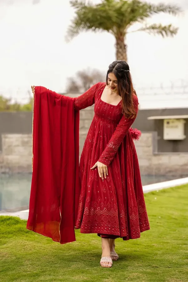 Red_Cotton_Premium_&_Fancy_Design_Suit_Set_For_Women