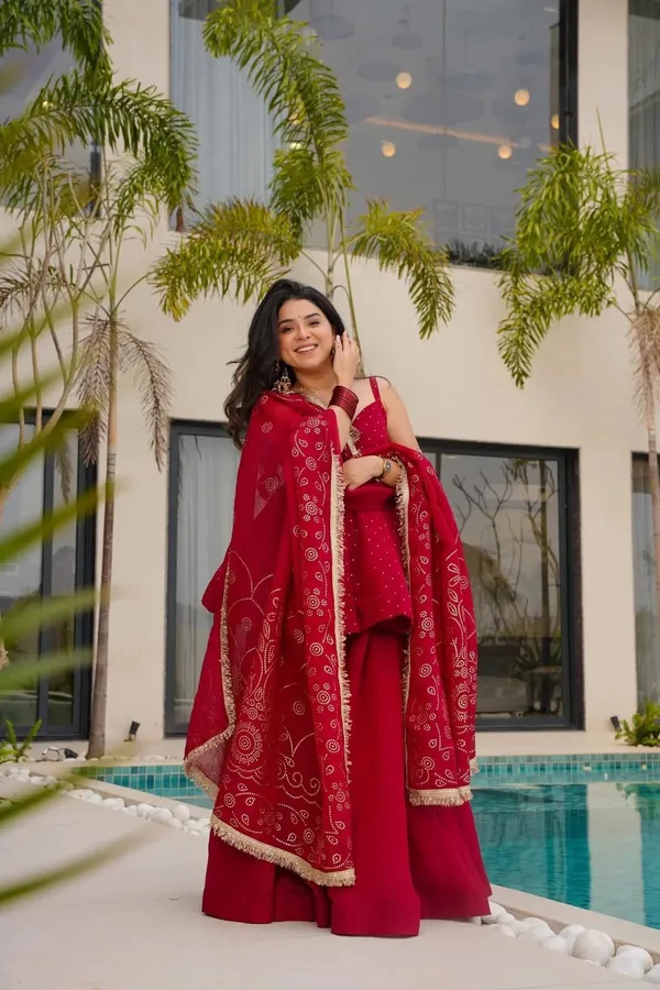 Red_Crushed_Tissue_Premium_&_Fancy_Design_Sharara_Set_For_Women