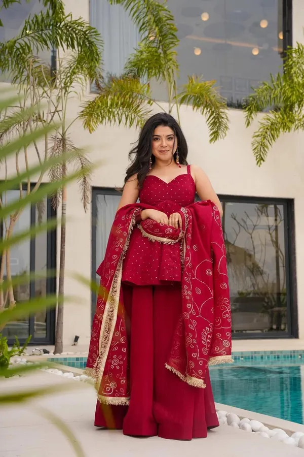 Red_Crushed_Tissue_Premium_&_Fancy_Design_Sharara_Set_For_Women
