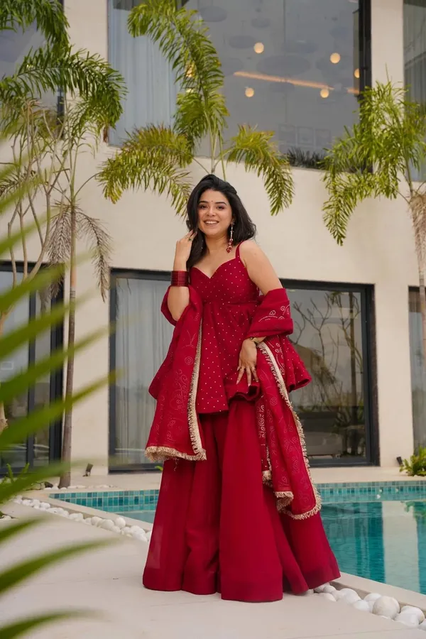 Red_Crushed_Tissue_Premium_&_Fancy_Design_Sharara_Set_For_Women