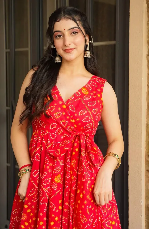 Red_Cotton_Premium_&_Fancy_Design_Anarkali_Set_For_Women
