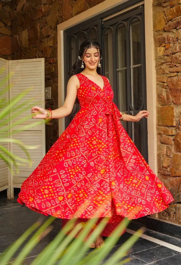 Red_Cotton_Premium_&_Fancy_Design_Anarkali_Set_For_Women
