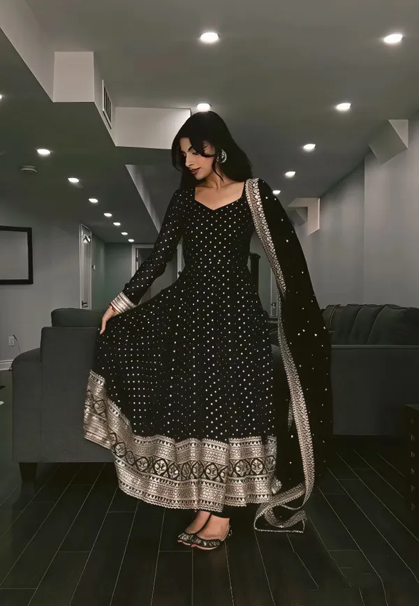 Black_Blooming_Premium_&_Fancy_Design_Anarkali_Set_For_Women