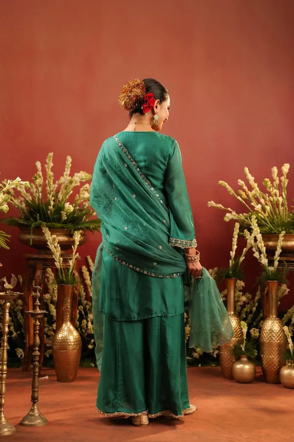 Green_Organza_Premium_&_Fancy_Design_Suit_Set_For_Women