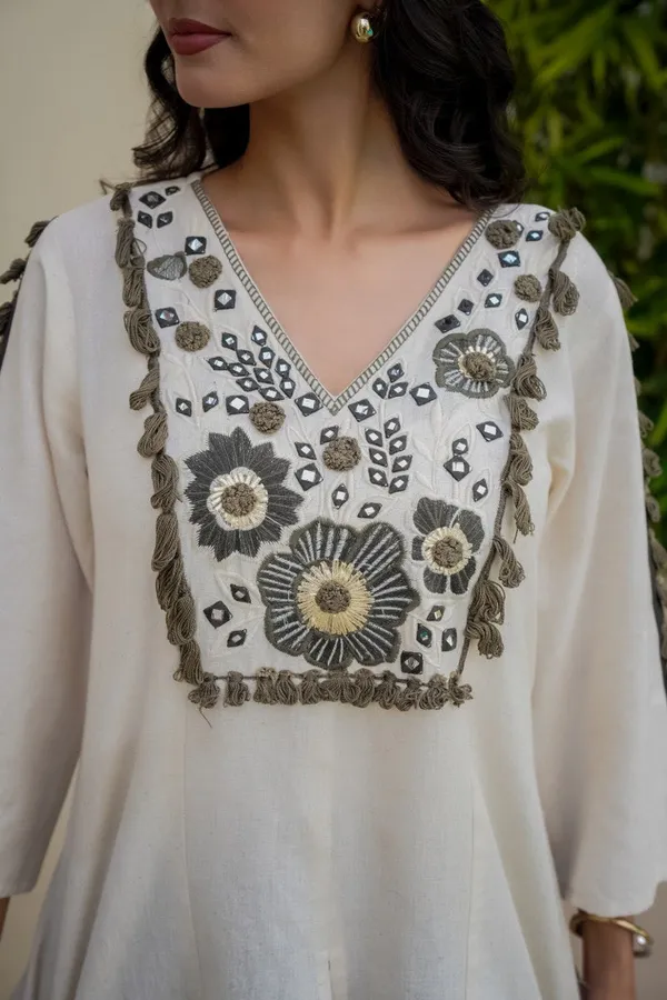 White_Cotton_Premium_&_Fancy_Design_Kurta_And_Palazzo_Set_For_Women