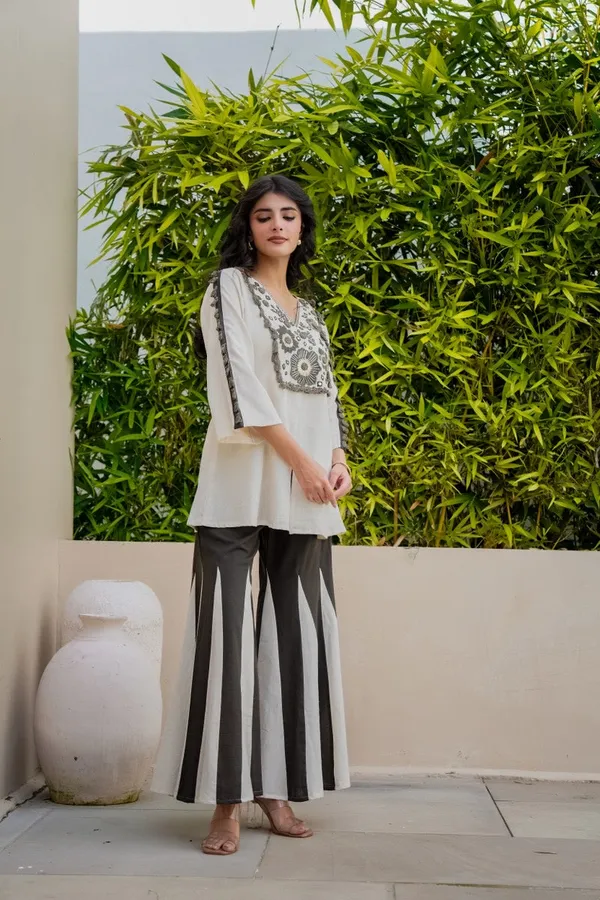 White_Cotton_Premium_&_Fancy_Design_Kurta_And_Palazzo_Set_For_Women