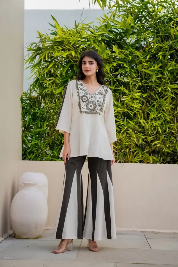 White_Cotton_Premium_&_Fancy_Design_Kurta_And_Palazzo_Set_For_Women