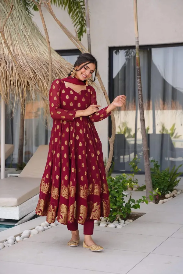 Red_Cotton_Premium_&_Fancy_Design_Suit_Set_For_Women