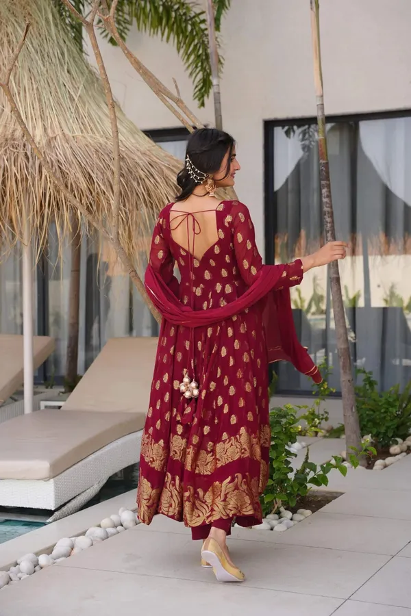 Red_Cotton_Premium_&_Fancy_Design_Suit_Set_For_Women