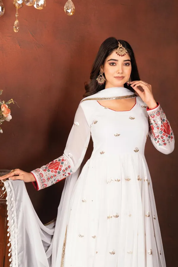 White_Blooming_Premium_&_Fancy_Design_Anarkali_Set_For_Women
