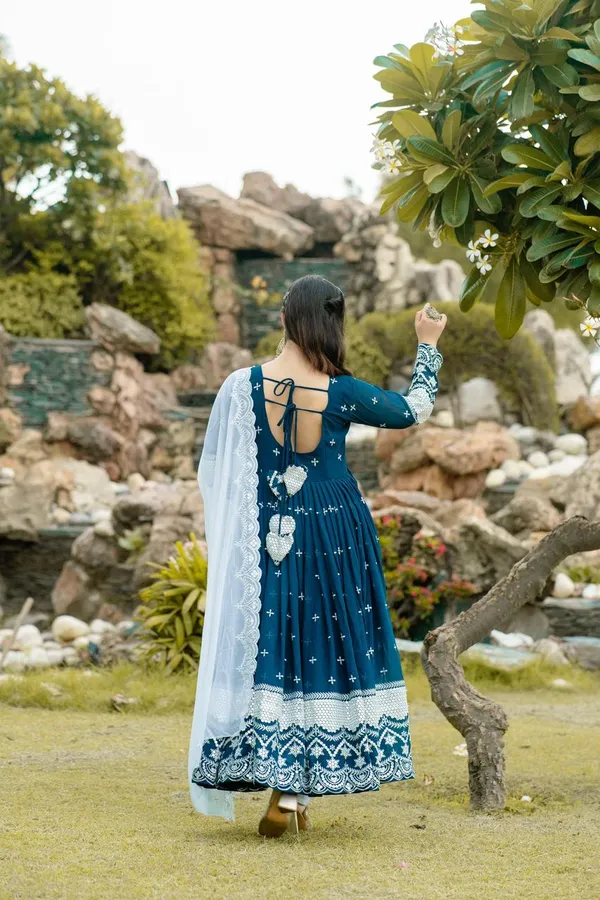 Blue_Blooming_Premium_&_Fancy_Design_Anarkali_Set_For_Women