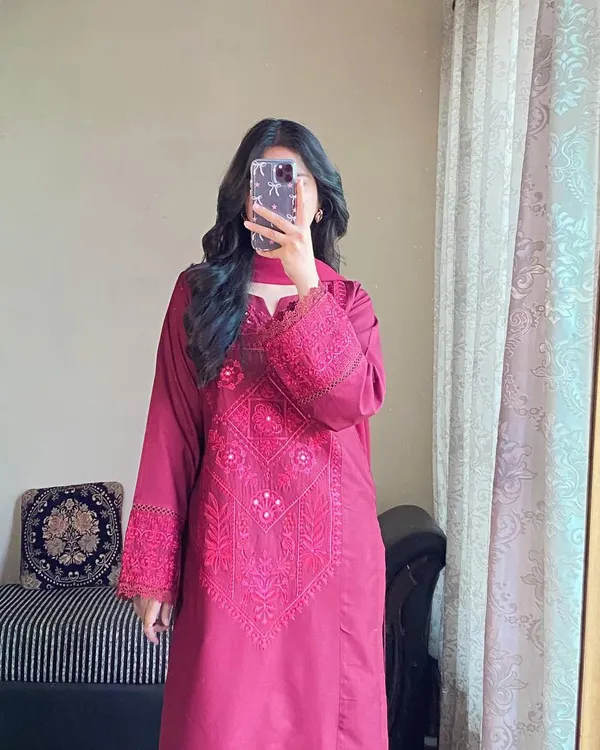 Pink_Cotton_Premium_&_Fancy_Design_Suit_Set_For_Women