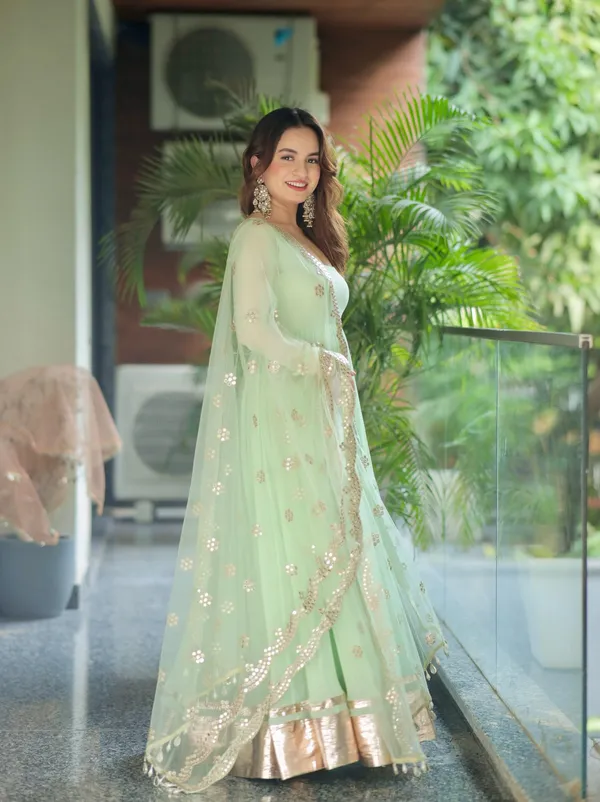 Green_Cotton_Premium_&_Fancy_Design_Anarkali_Set_For_Women