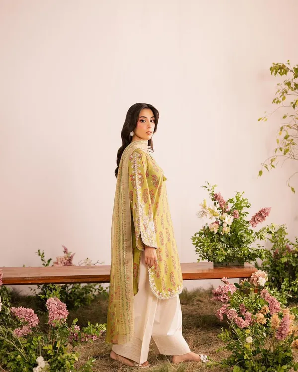 Yellow_Cotton_Premium_&_Fancy_Design_Kurti_And_Pant_Set_For_Women