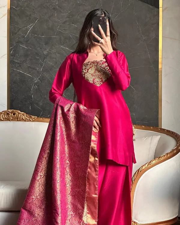 Pink_Cotton_Premium_&_Fancy_Design_Salwar_Suit_Set_For_Women