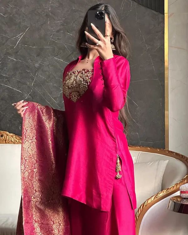 Pink_Cotton_Premium_&_Fancy_Design_Salwar_Suit_Set_For_Women