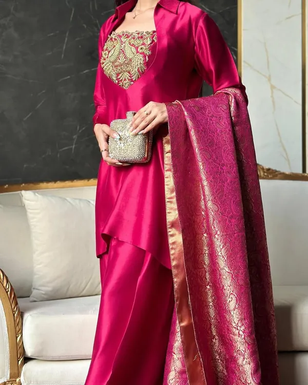 Pink_Cotton_Premium_&_Fancy_Design_Salwar_Suit_Set_For_Women