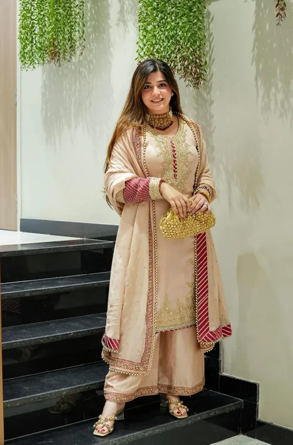 Off_White_Chinon_Premium_&_Fancy_Design_Kurti_And_Palazzo_Set_For_Women