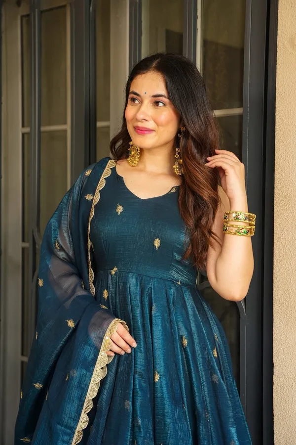 Blue_Cotton_Premium_&_Fancy_Design_Suit_Set_For_Women