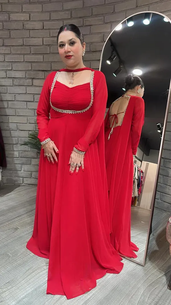 Red_Cotton_Premium_&_Fancy_Design_Anarkali_Set_For_Women
