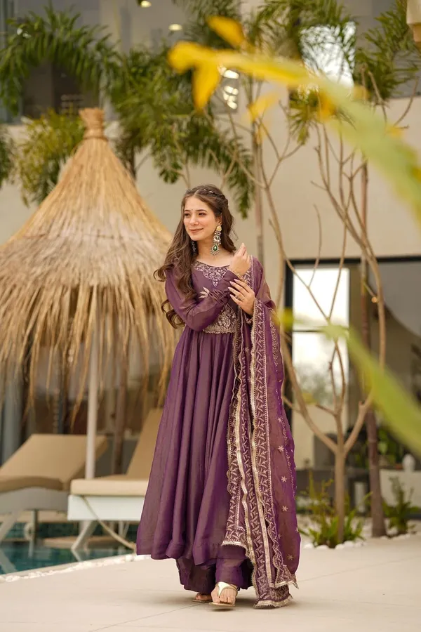 Purple_Cotton_Premium_&_Fancy_Design_Anarkali_Set_For_Women