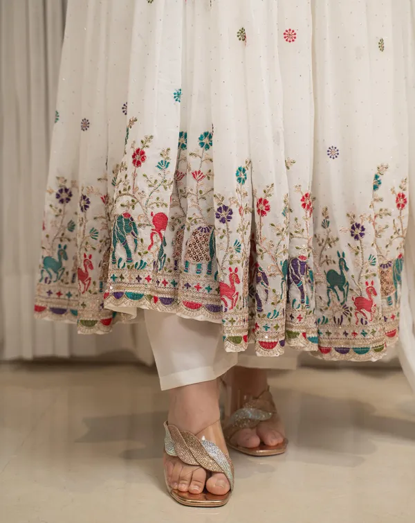 White_Georgette_Premium_&_Fancy_Design_Suit_Set_For_Women