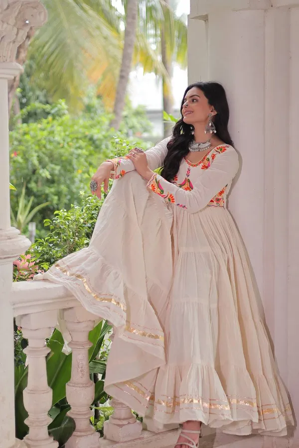 White_Cotton_Premium_&_Fancy_Design_Gown_For_Women
