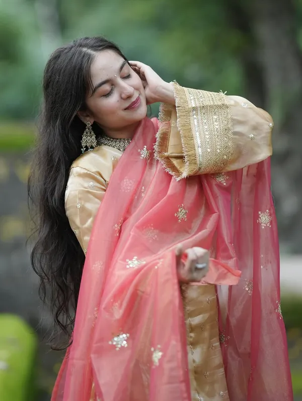Gold_And_Pink_Cotton_Premium_&_Fancy_Design_Suit_Set_For_Women