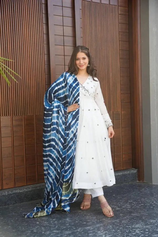 White_Cotton_Premium_&_Fancy_Design_Suit_Set_For_Women