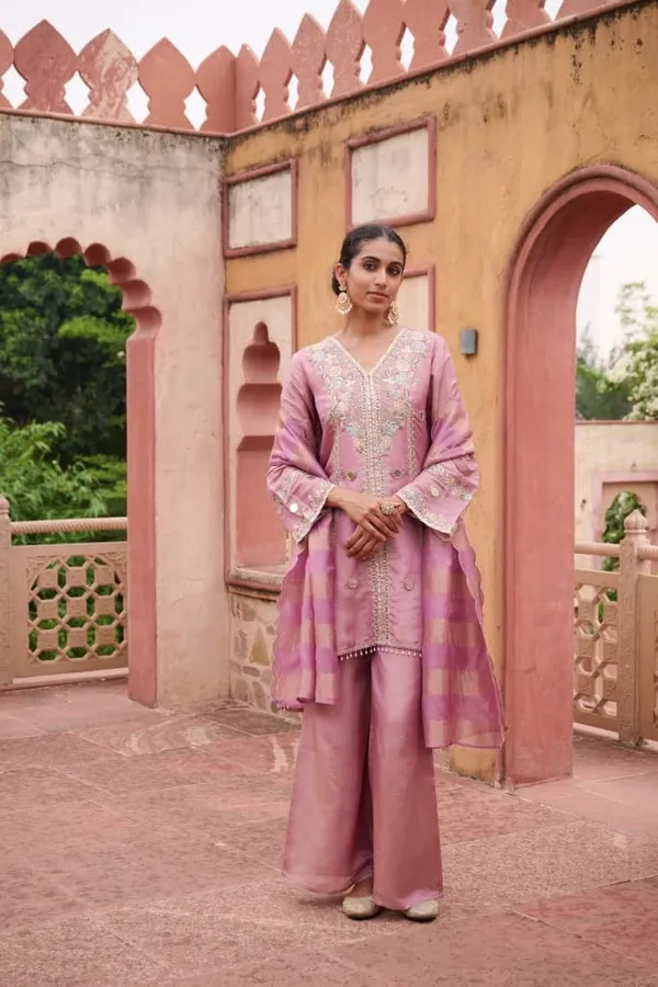 Pink_Shimmer_Premium_&_Fancy_Design_Kurti_And_Palazzo_Set_For_Women