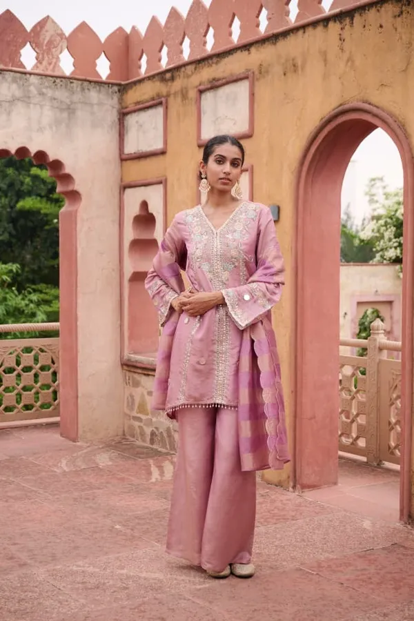 Pink_Shimmer_Premium_&_Fancy_Design_Kurti_And_Palazzo_Set_For_Women