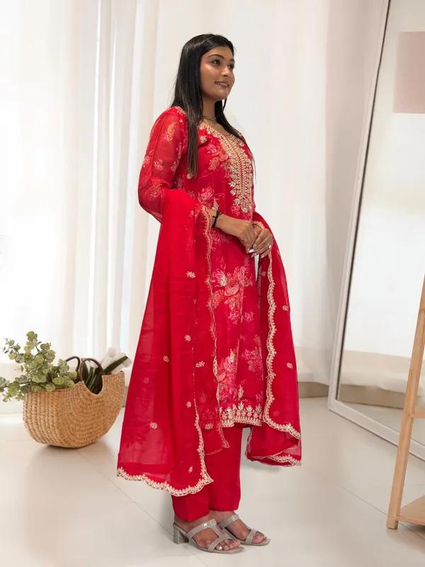 Red_Cotton_Premium_&_Fancy_Design_Suit_Set_For_Women