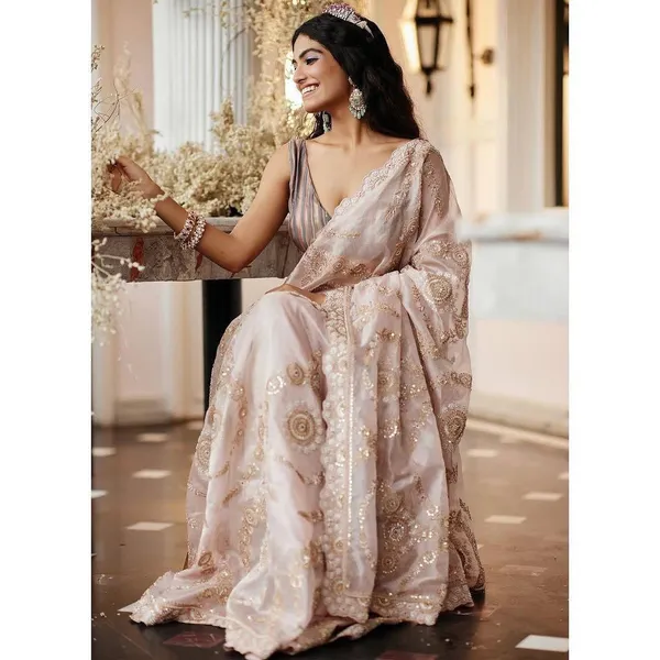 Off_White_Net_Premium_&_Fancy_Design_Saree_For_Women
