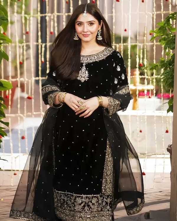 Black_Net_Premium_&_Fancy_Design_Sharara_Set_For_Women