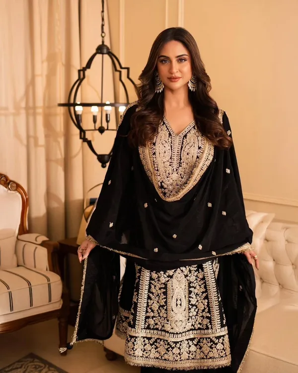 Black_Crepe_Premium_&_Fancy_Design_Kurti_And_Pants_Set_For_Women