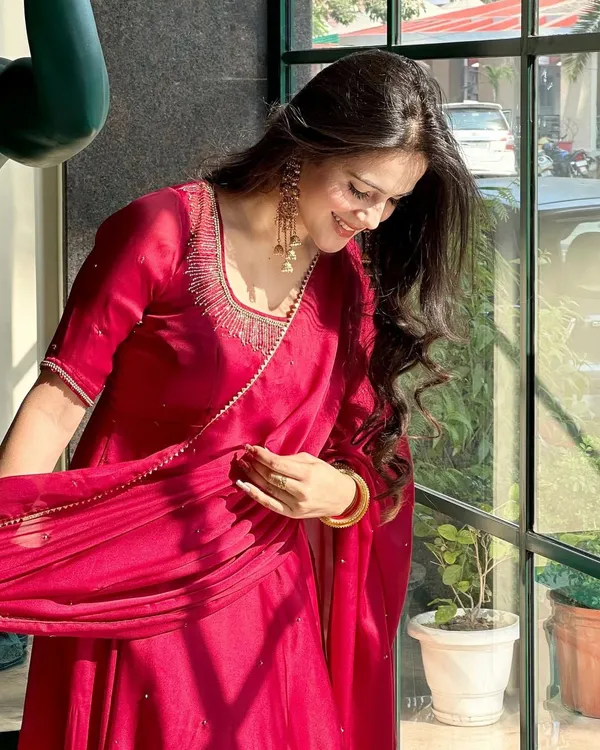 Red_Cotton_Premium_&_Fancy_Design_Kurti_Set_For_Women