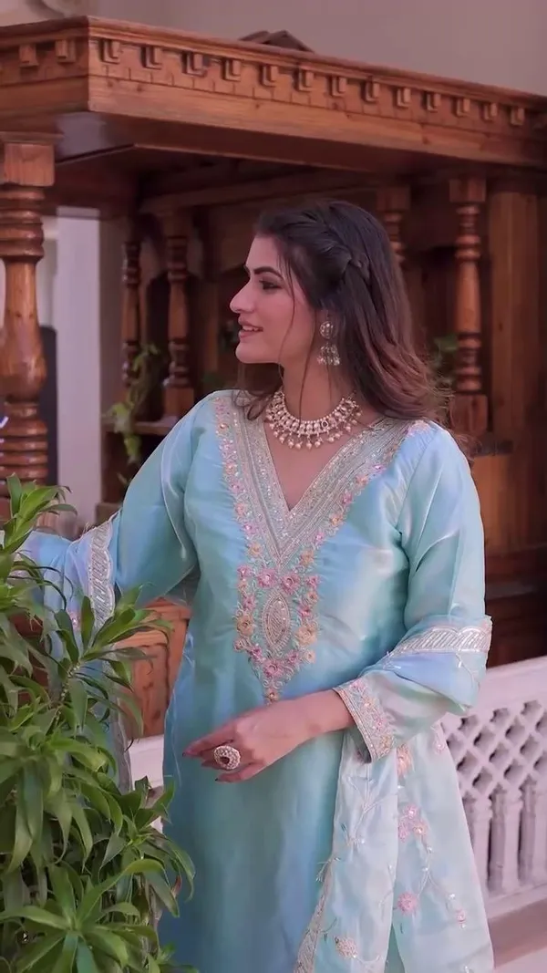 Blue_Cotton_Premium_&_Fancy_Design_Kurta_And_Pant_Set_For_Women