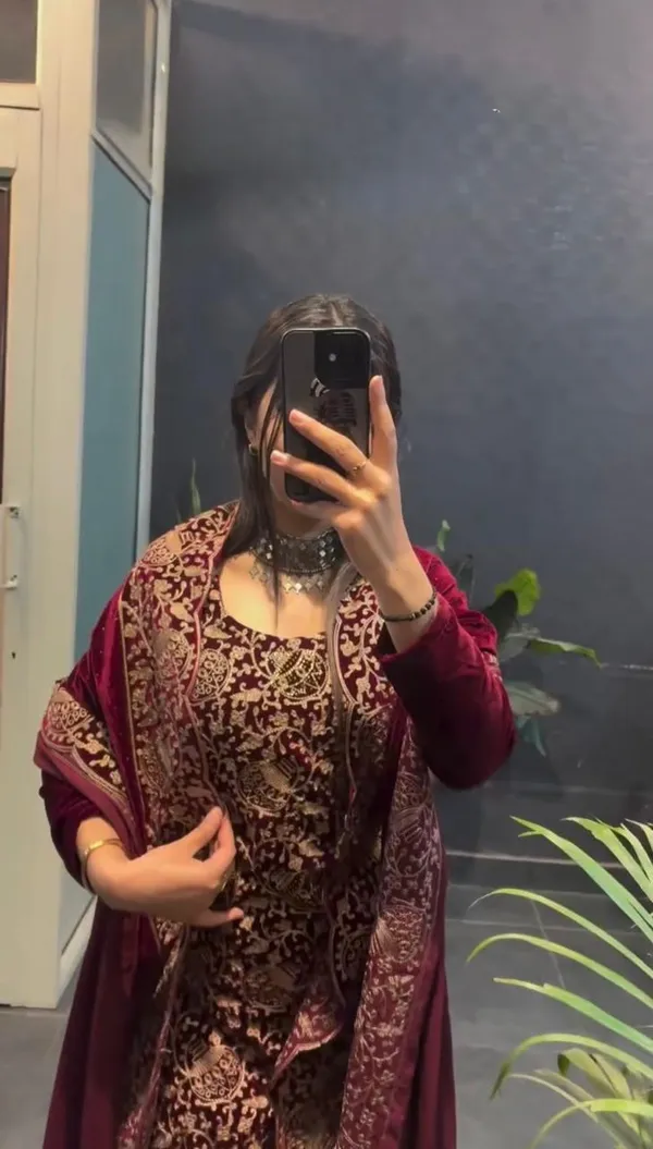 Maroon_Cotton_Premium_&_Fancy_Design_Kurti_And_Pant_Set_For_Women